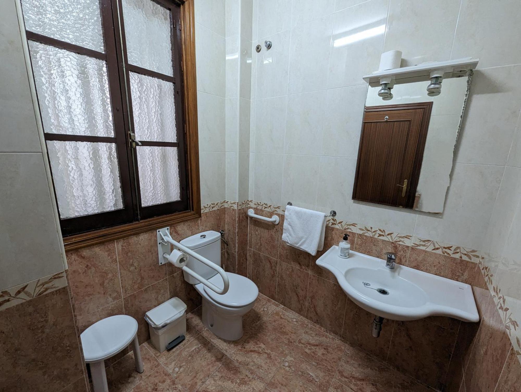 Pension Ciudad Navarro Ramos Granada Eksteriør billede